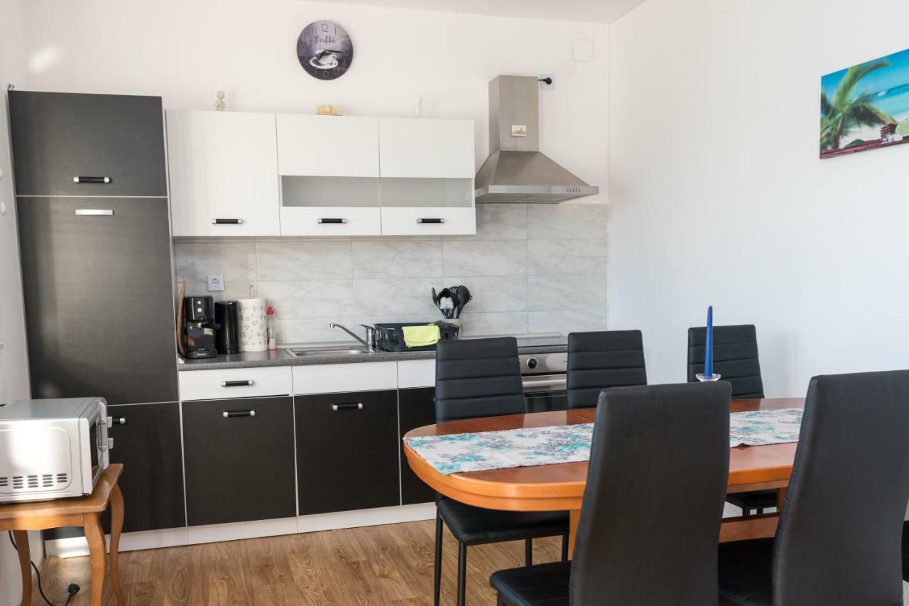 Apartment Rora Zaboric Exterior foto